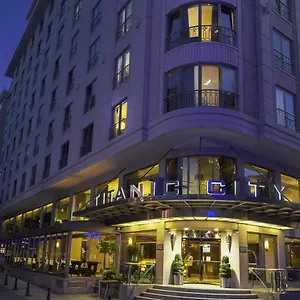 titanic-city-taksim-hotel.istanbul-turkeyhotels.com/