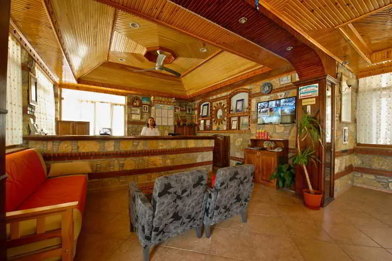 אולודניץ Magic Tulip Beach Hotel